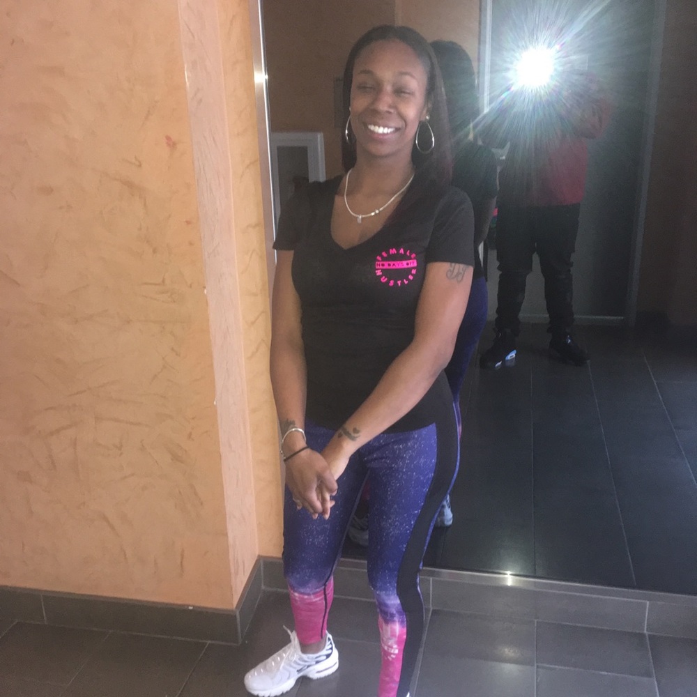 Meet your Posher, Eia